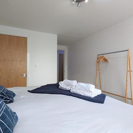 Beautiful & Homely 2Bd Flat - Manchester! ภายนอก รูปภาพ